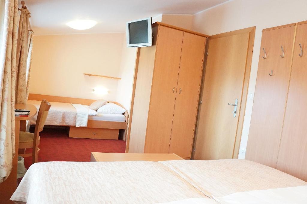 Guest House Pri Gondoli Maribor Extérieur photo